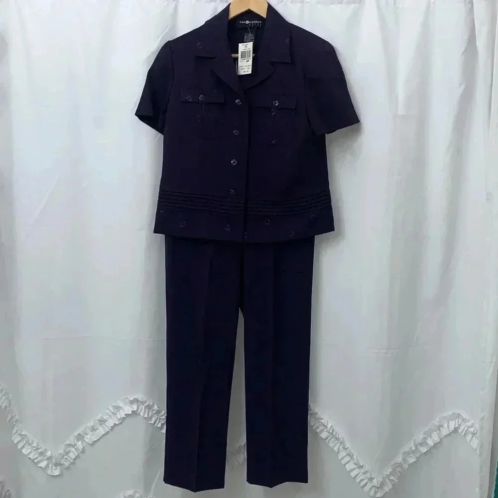 Sag Harbor Petite 2 Piece Pant Suit Eggplant Purple Floral Embroidered 6P NWT